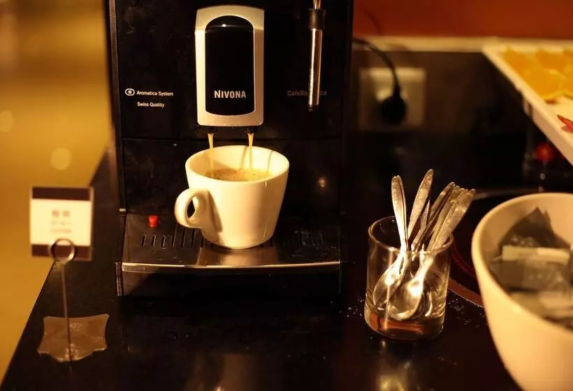 هتل Poltton International Apartment