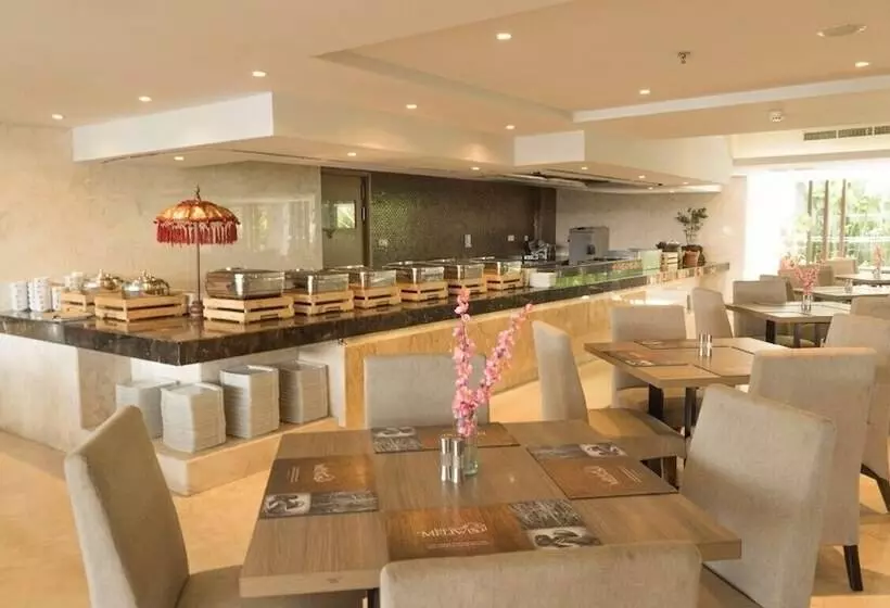 ホテル Sovereign Bali