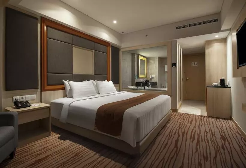 ホテル Sovereign Bali