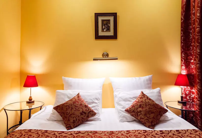 ホテル Jenavi Club