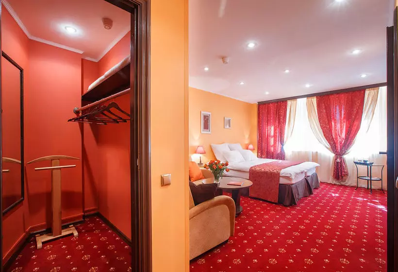 ホテル Jenavi Club