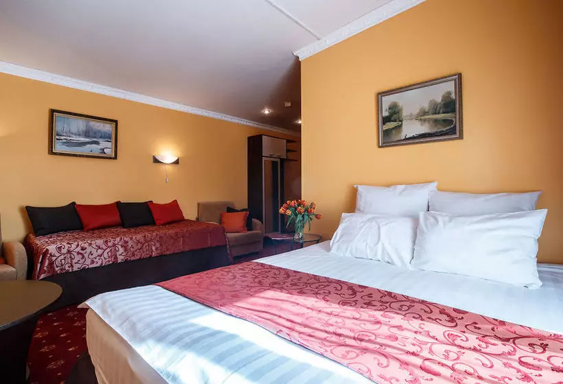 ホテル Jenavi Club