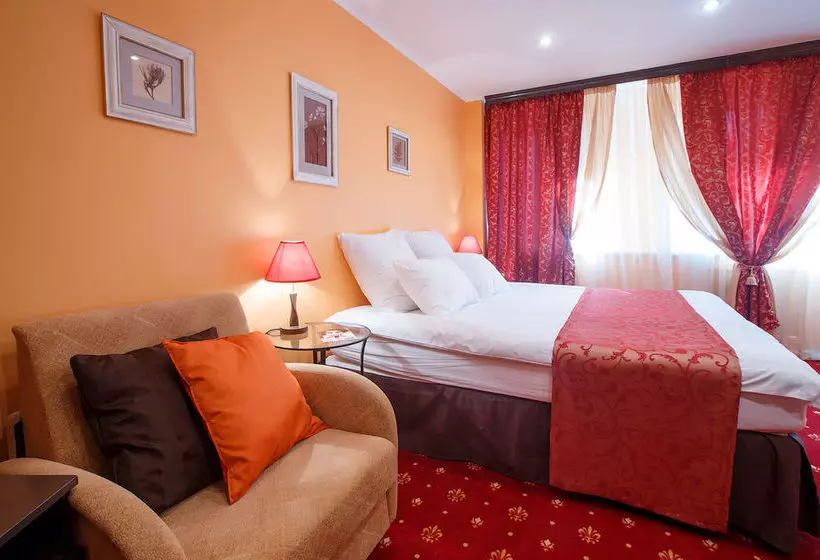 ホテル Jenavi Club