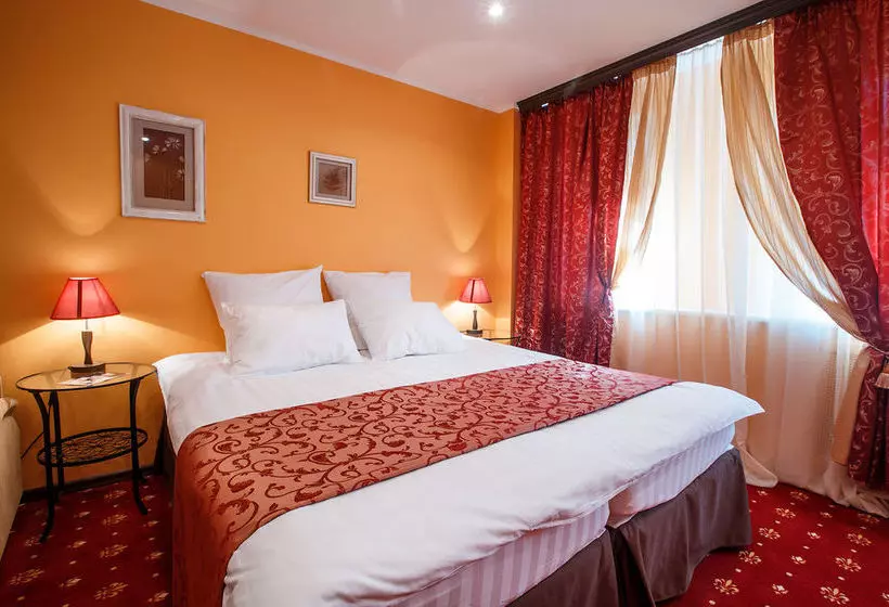 ホテル Jenavi Club