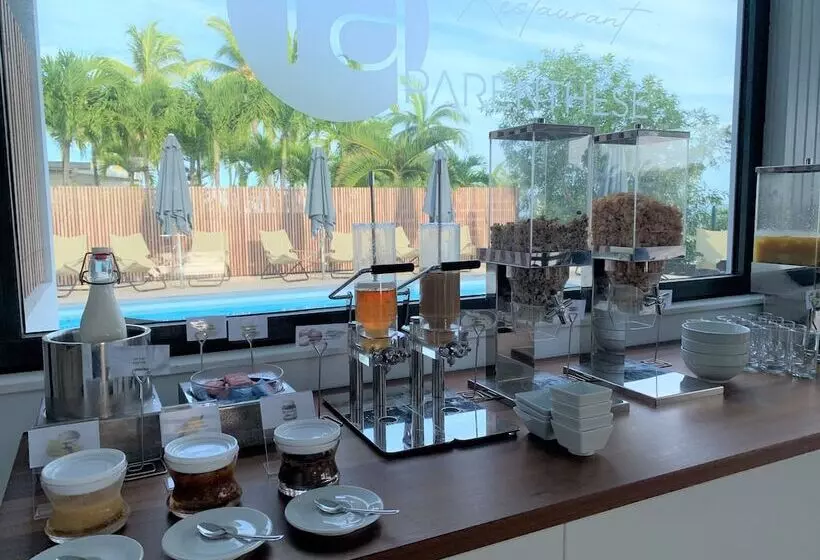 Отель Latitude 21