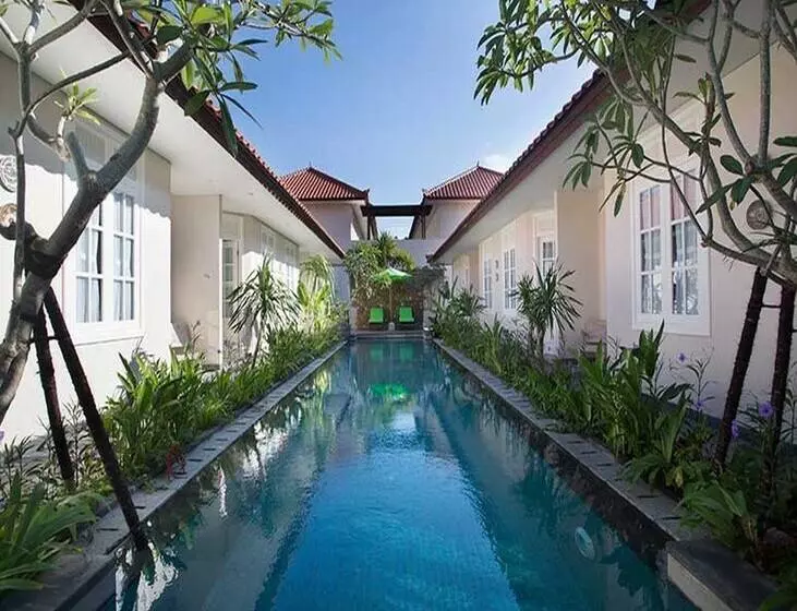 בית מלון כפרי Maison At C Boutique & Spa Seminyak