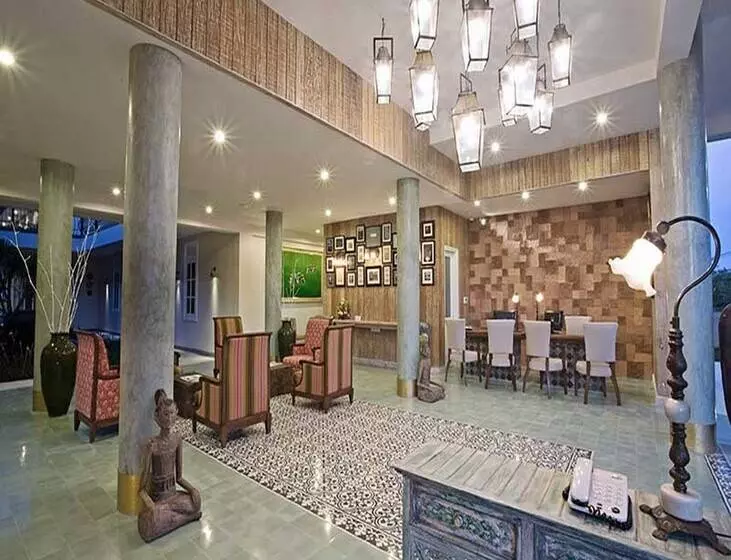 בית מלון כפרי Maison At C Boutique & Spa Seminyak