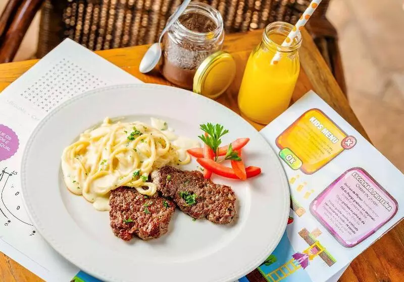 ホテル Mercure Sao Paulo Moema Times Square