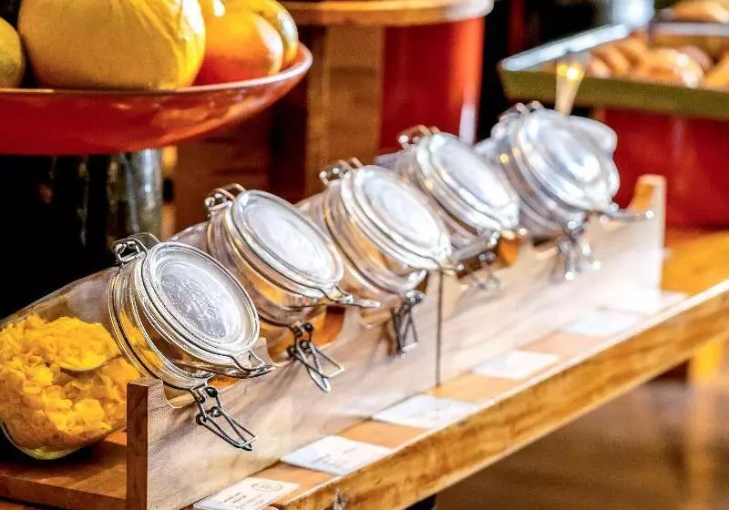 ホテル Mercure Sao Paulo Moema Times Square