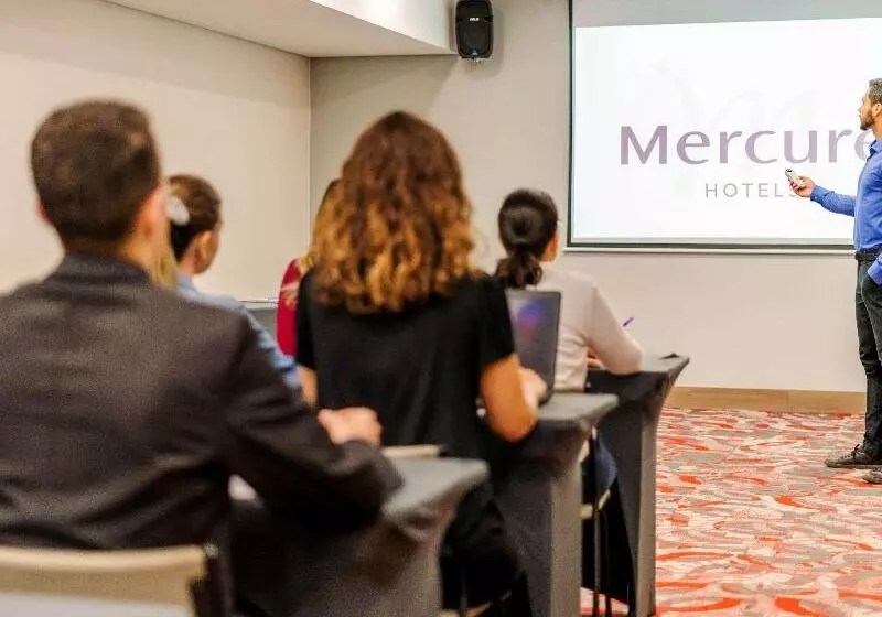 ホテル Mercure Sao Paulo Moema Times Square