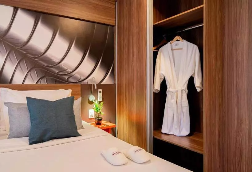 ホテル Mercure Sao Paulo Moema Times Square