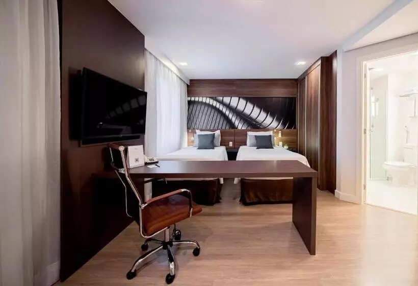 ホテル Mercure Sao Paulo Moema Times Square