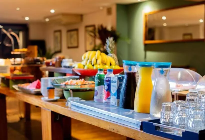 ホテル Mercure Sao Paulo Moema Times Square