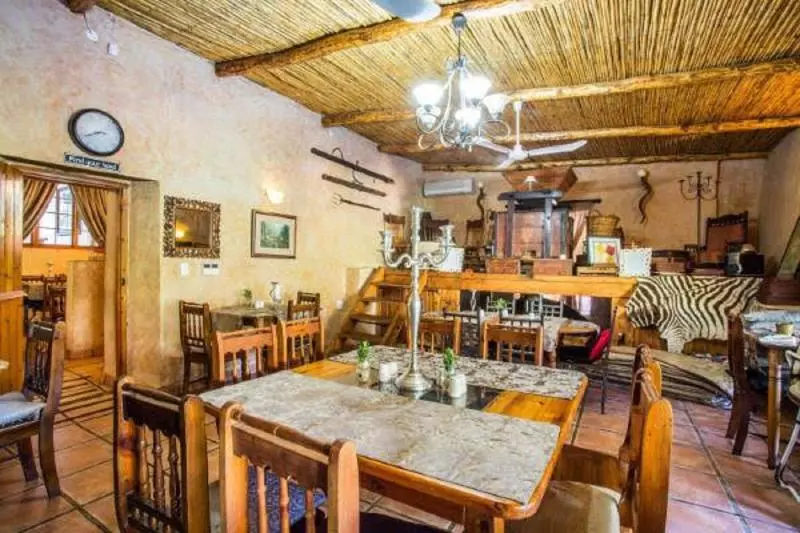 ホテル Old Mill Lodge, Seasonal Working Ostrich Farm & Restaurant, Oudtshoorn