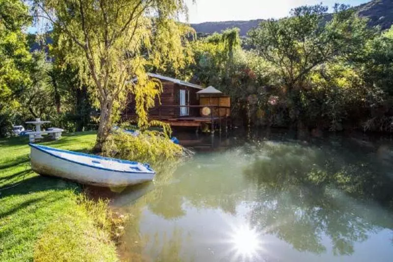 ホテル Old Mill Lodge, Seasonal Working Ostrich Farm & Restaurant, Oudtshoorn