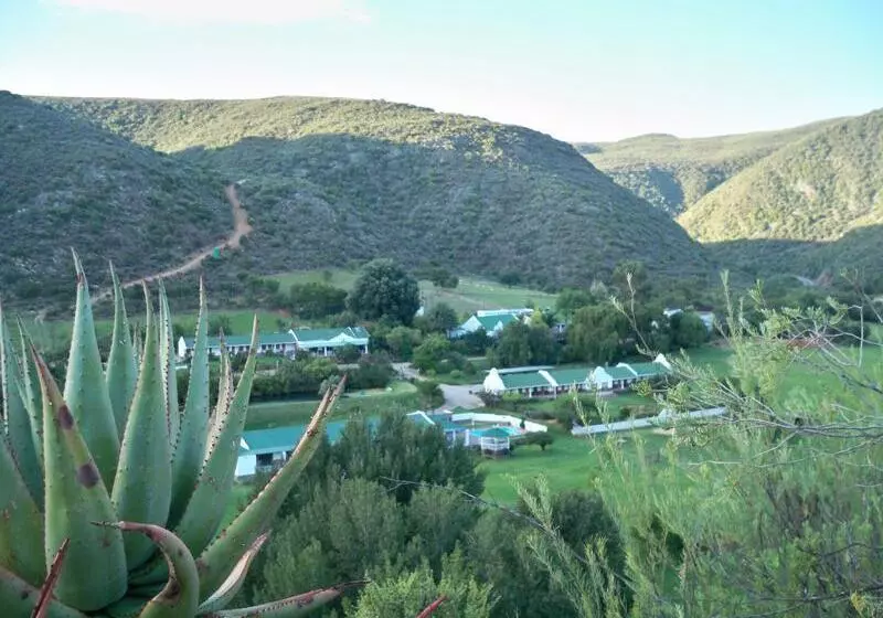 ホテル Old Mill Lodge, Seasonal Working Ostrich Farm & Restaurant, Oudtshoorn