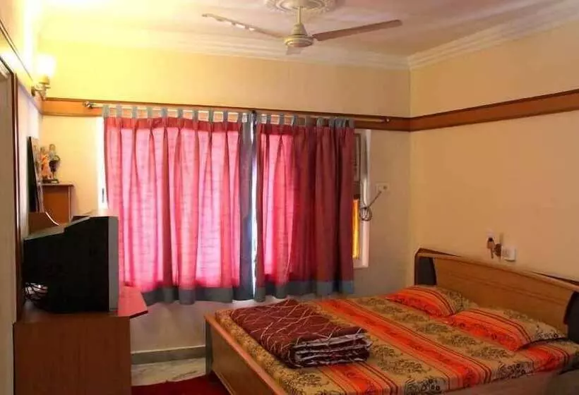 ホテル Pallavi International