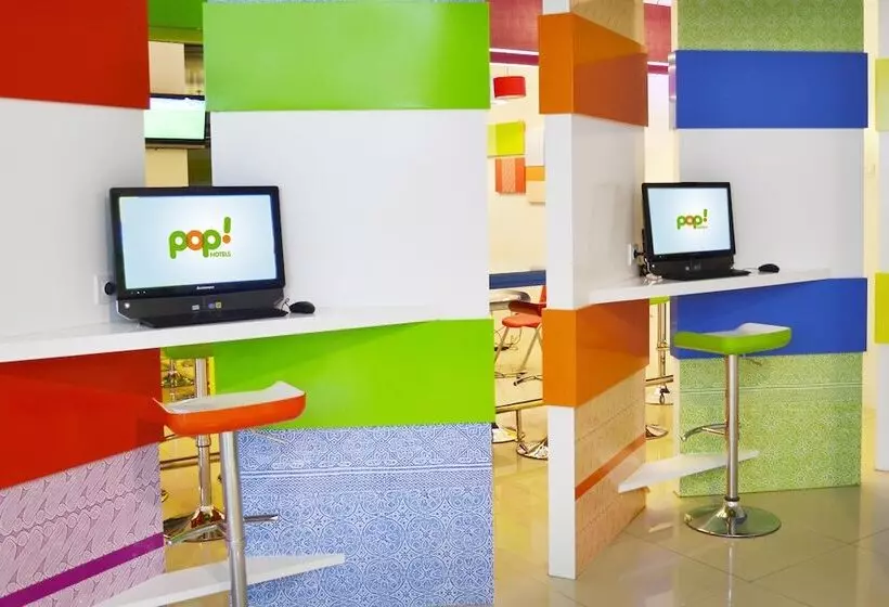 Pop! Hotel Tebet Jakarta