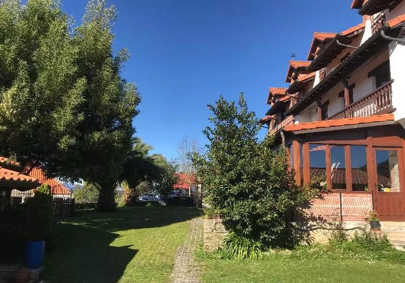 هتل Posada La Cabana De Salmon