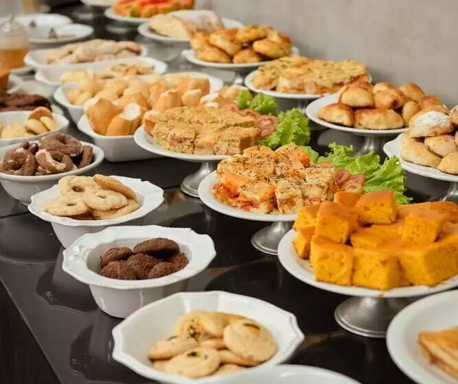 בית מלון כפרי River Palace