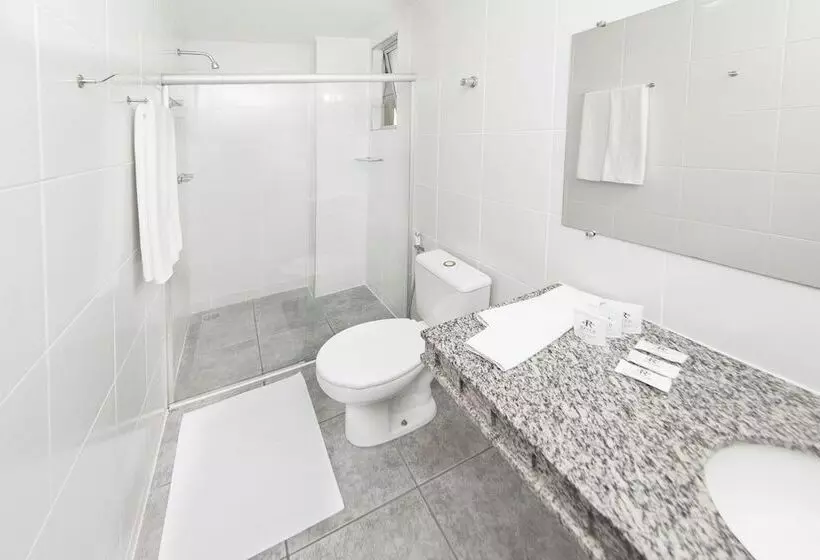 בית מלון כפרי River Palace