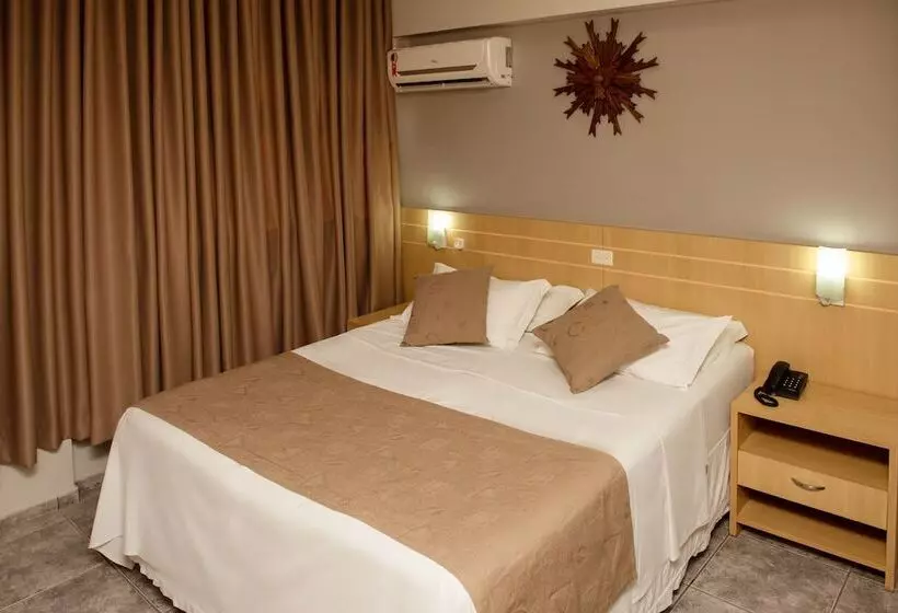 בית מלון כפרי River Palace