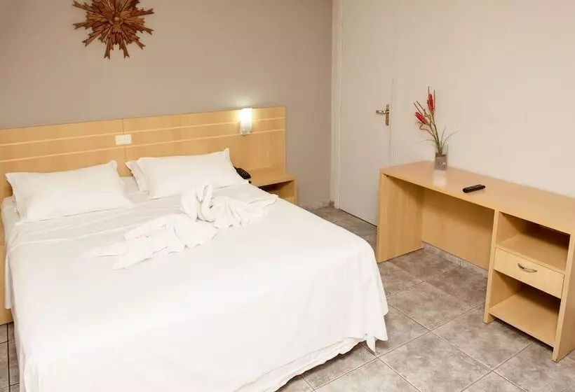 בית מלון כפרי River Palace