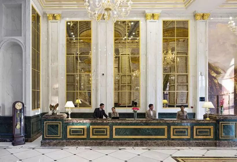 ホテル Rixos Khadisha Shymkent