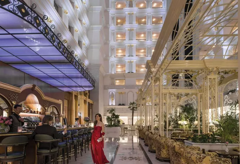 ホテル Rixos Khadisha Shymkent