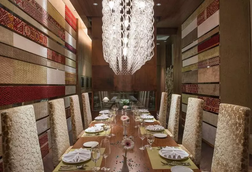 ホテル Rixos Khadisha Shymkent