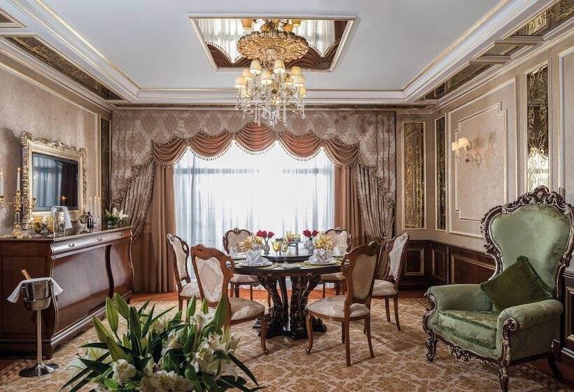 ホテル Rixos Khadisha Shymkent