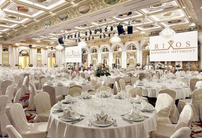 ホテル Rixos Khadisha Shymkent