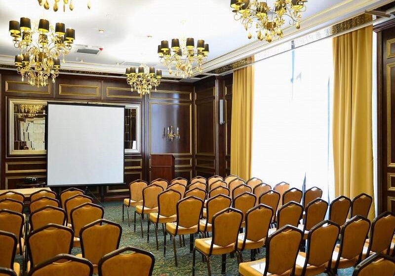 ホテル Rixos Khadisha Shymkent