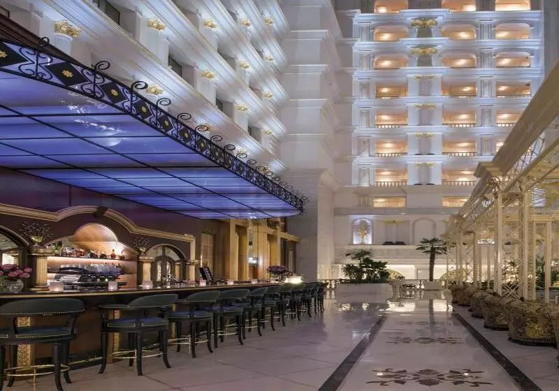 ホテル Rixos Khadisha Shymkent