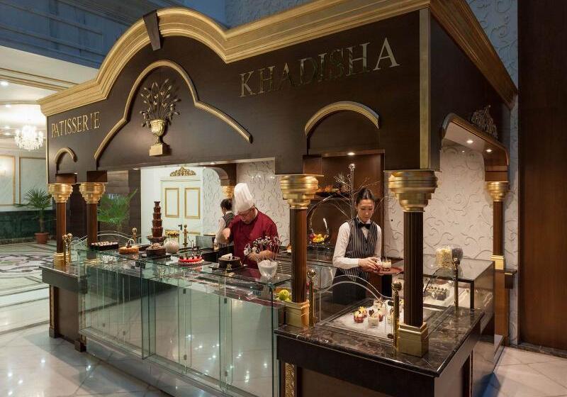 ホテル Rixos Khadisha Shymkent