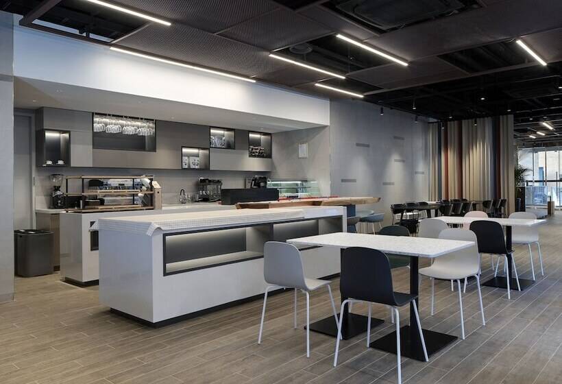 בית מלון כפרי Travelodge Myeongdong City Hall