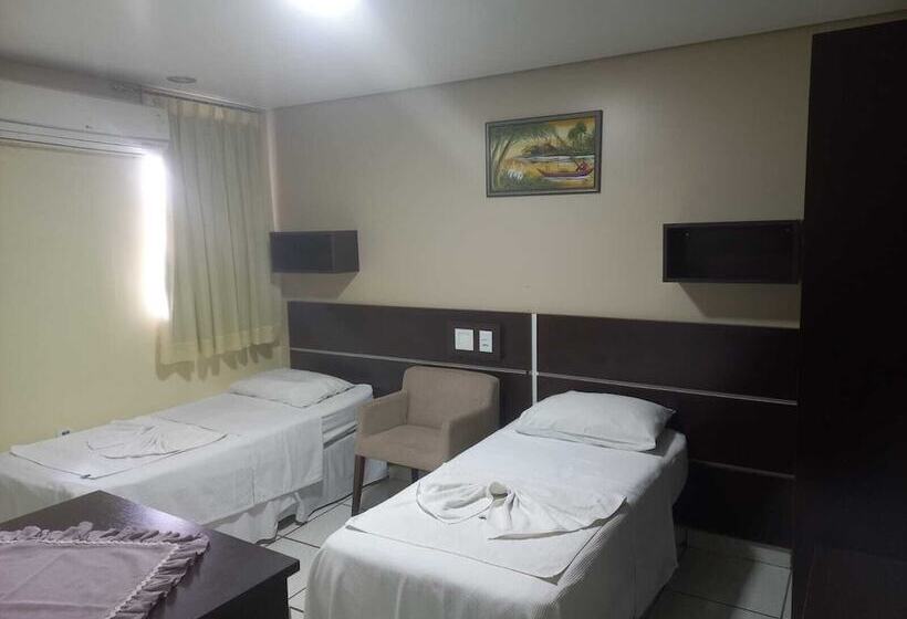 בית מלון כפרי Tropical