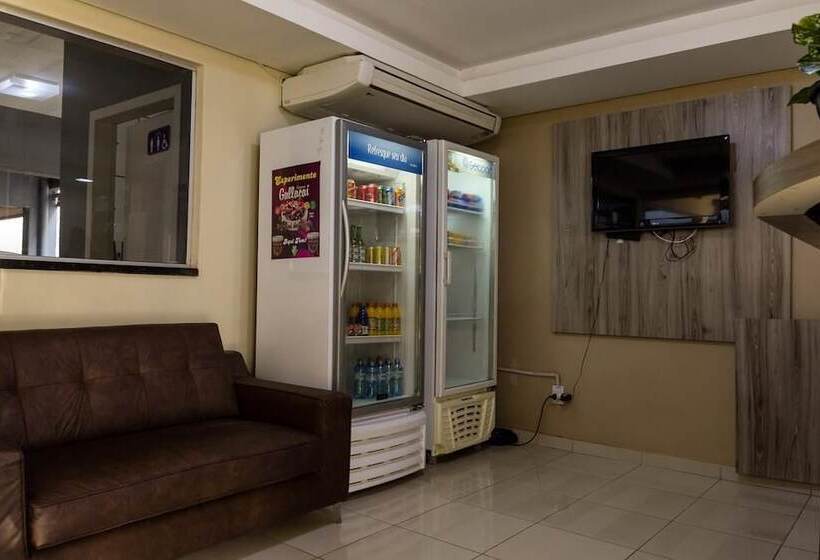 בית מלון כפרי Tropical