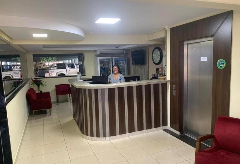 בית מלון כפרי Tropical