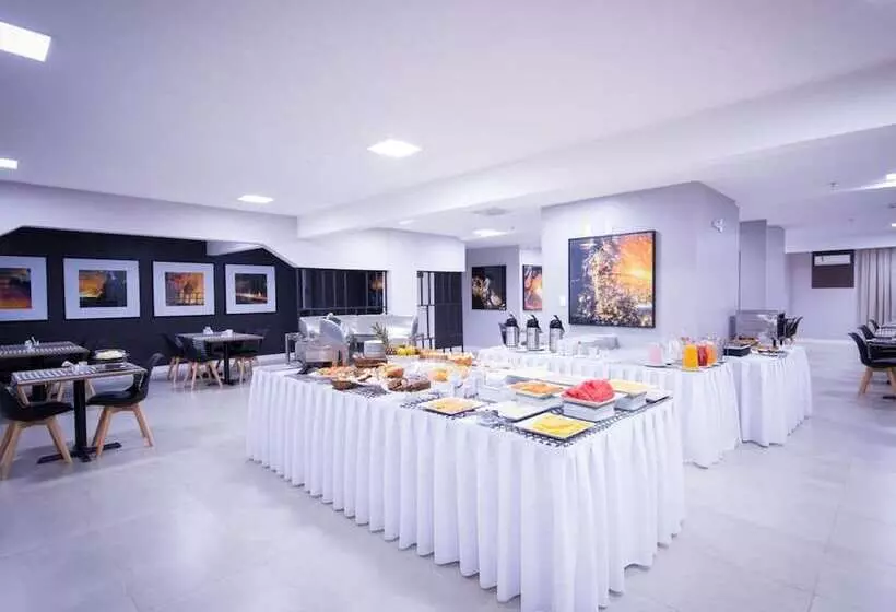 酒店 Vila Business