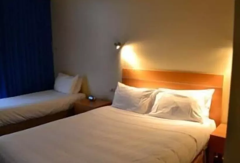 مُتل Wellers Inn