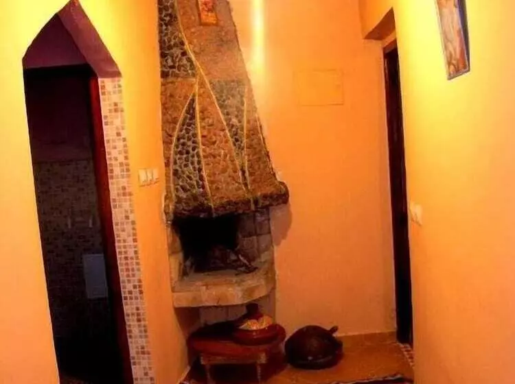 بنسيون Kasbah Chez Les Berberes