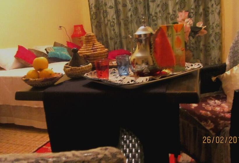 بنسيون Kasbah Chez Les Berberes