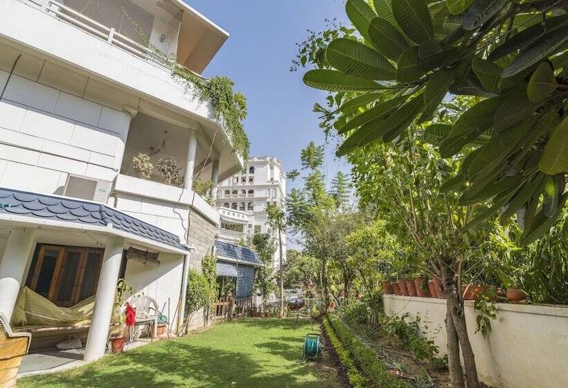 פנסיון Girisadan Homestay