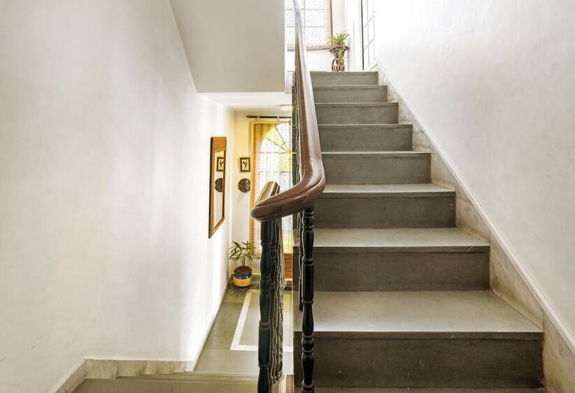 פנסיון Girisadan Homestay