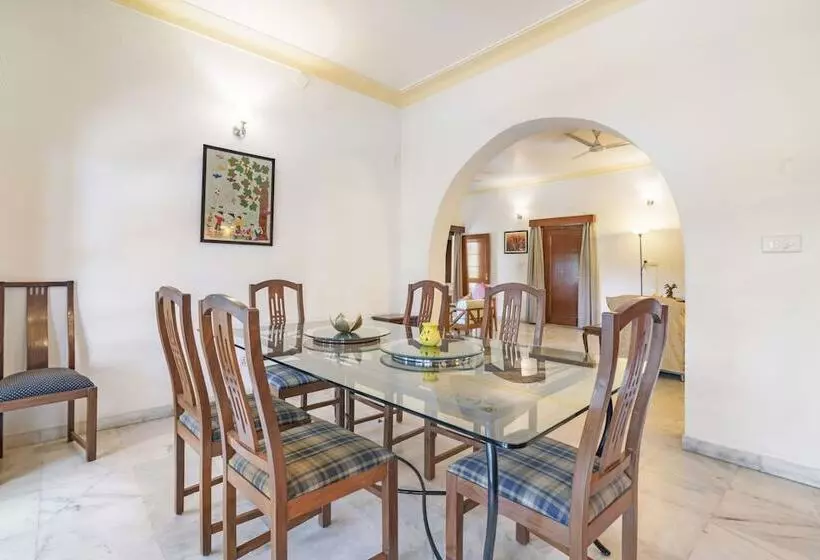 Пансион Girisadan Homestay