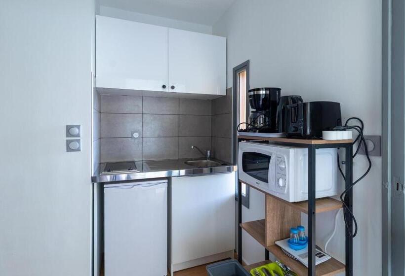 Курорт L Ecrin Du Lac