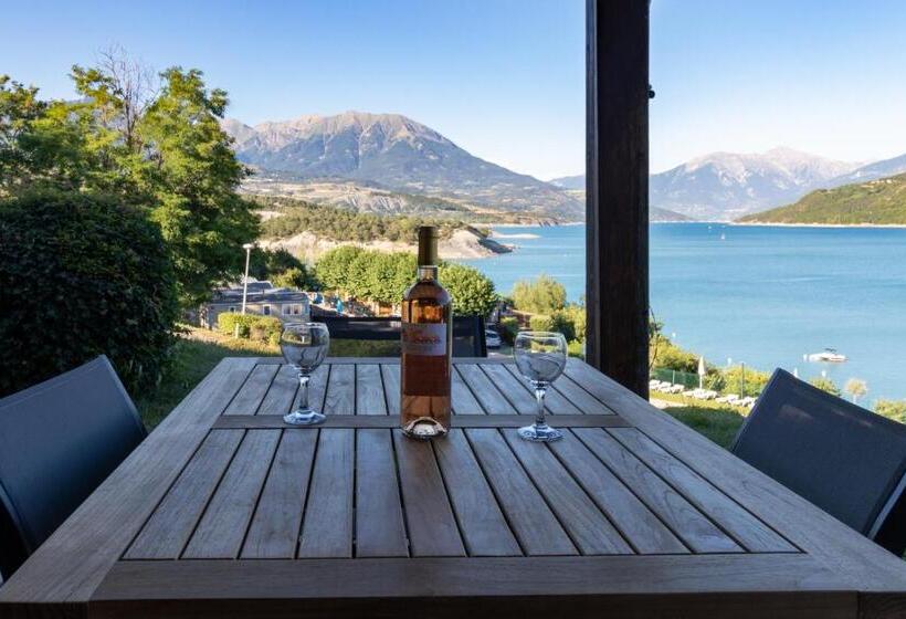 Курорт L Ecrin Du Lac