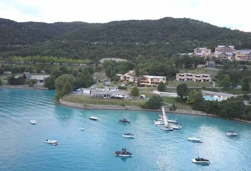 Курорт L Ecrin Du Lac
