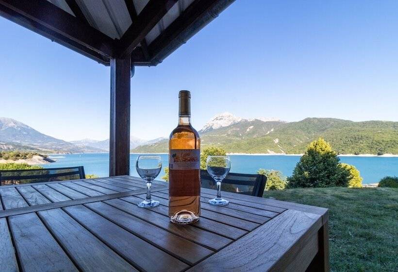 Курорт L Ecrin Du Lac